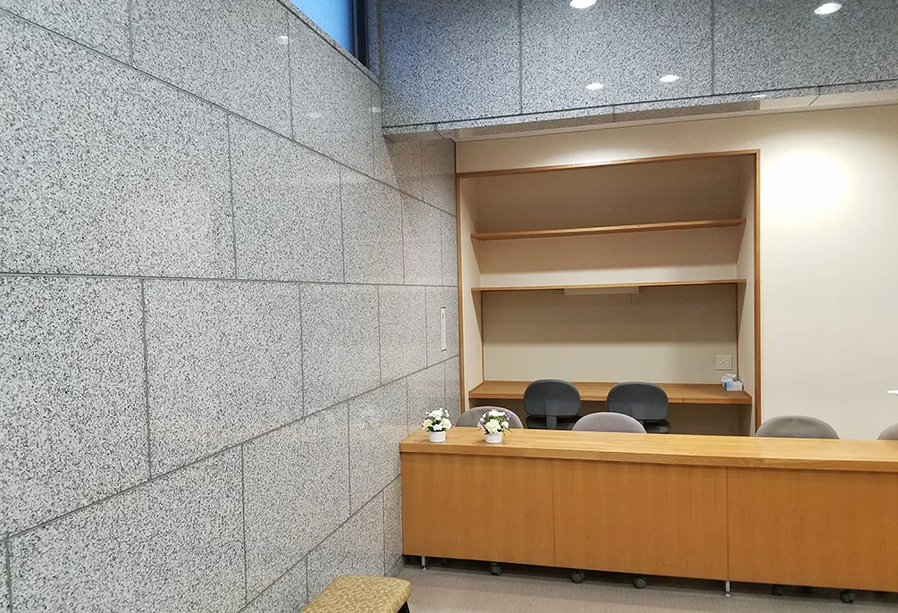 遍照院会館の外観の写真